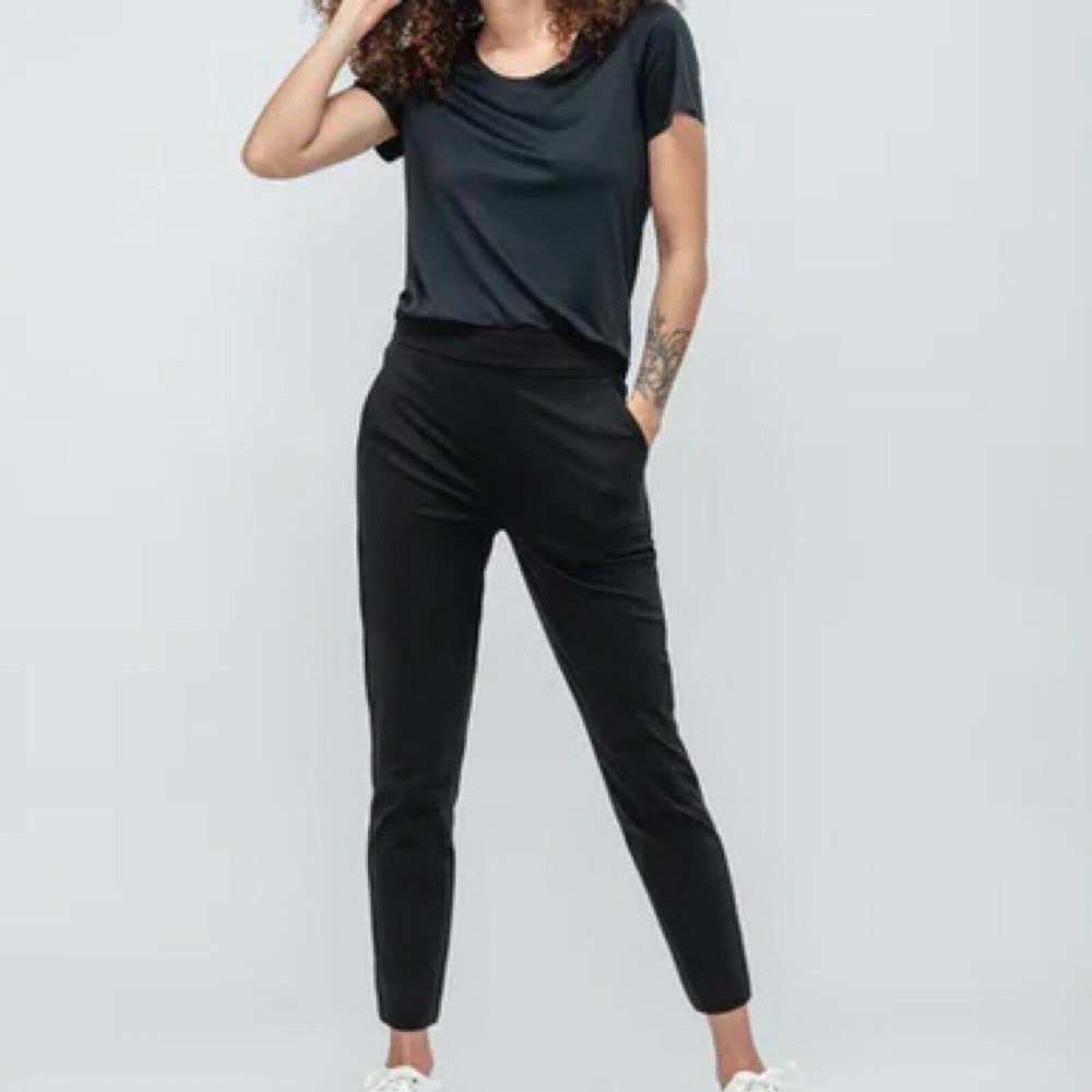 NWT Ministry of Supply Womens Kinetic Pull On Pants Size 6 Black Pockets